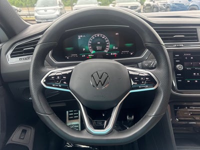 2024 Volkswagen Tiguan 2.0T SE R-Line Black