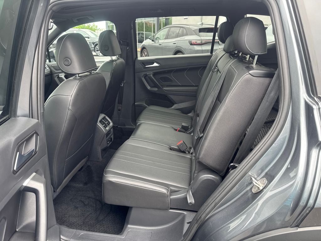 2024 Volkswagen Tiguan 2.0T SE R-Line Black