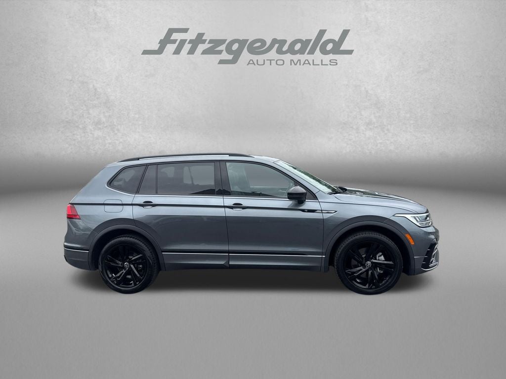 2024 Volkswagen Tiguan 2.0T SE R-Line Black