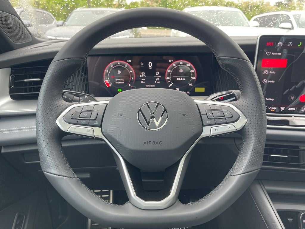 2026 Volkswagen Tiguan 2.0T SE R-Line Black