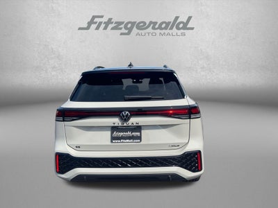2026 Volkswagen Tiguan 2.0T SE R-Line Black