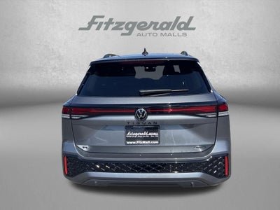 2026 Volkswagen Tiguan 2.0T SE R-Line Black