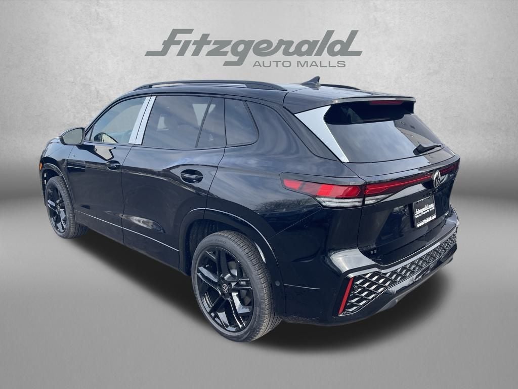 2026 Volkswagen Tiguan 2.0T SE R-Line Black