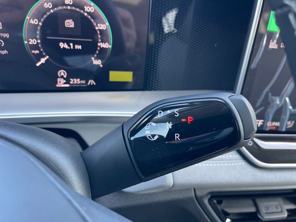 2026 Volkswagen Tiguan SE AWD