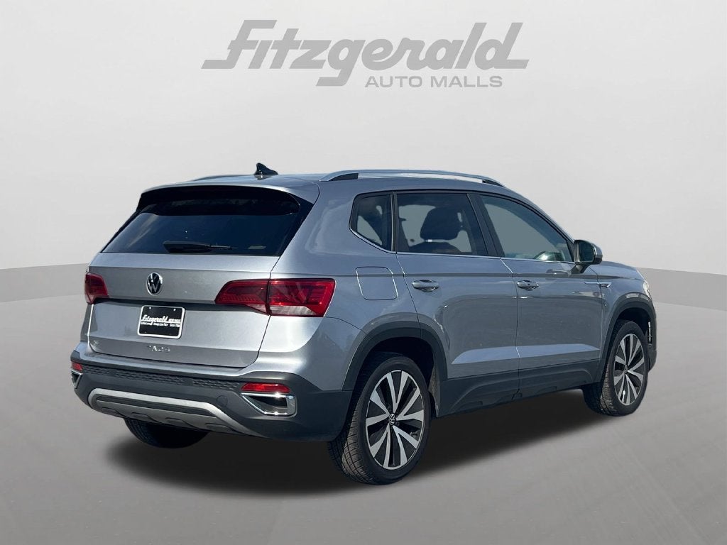 2024 Volkswagen Taos 1.5T SE