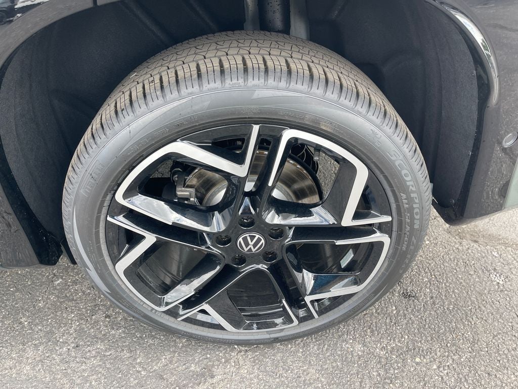 2026 Volkswagen Tiguan 2.0T SEL R-Line Turbo