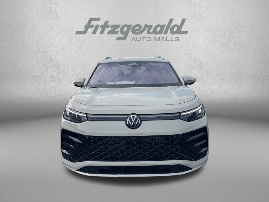 2026 Volkswagen Tiguan 2.0T SEL R-Line