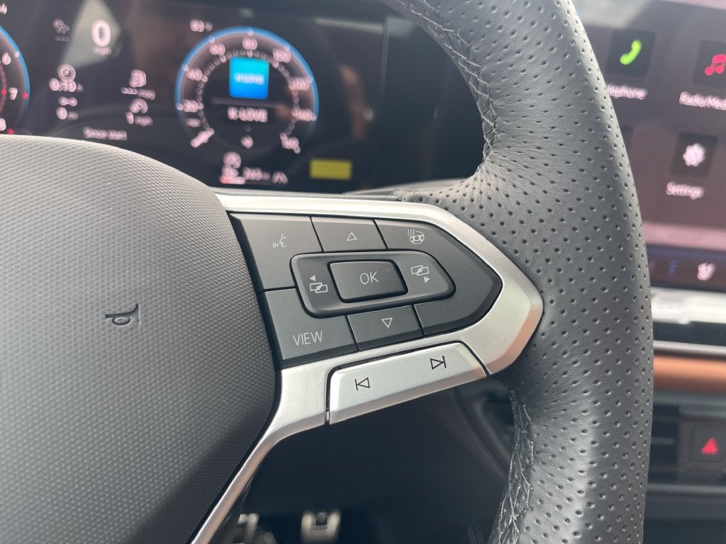 2026 Volkswagen Tiguan 2.0T SEL R-Line