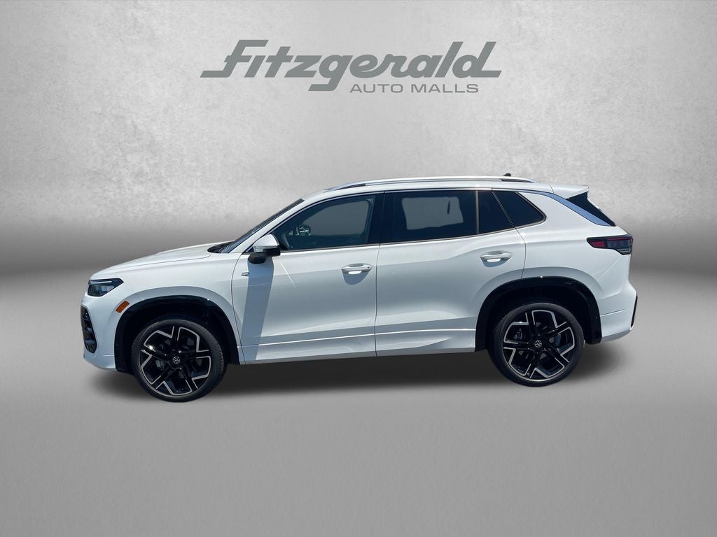 2026 Volkswagen Tiguan 2.0T SEL R-Line Turbo