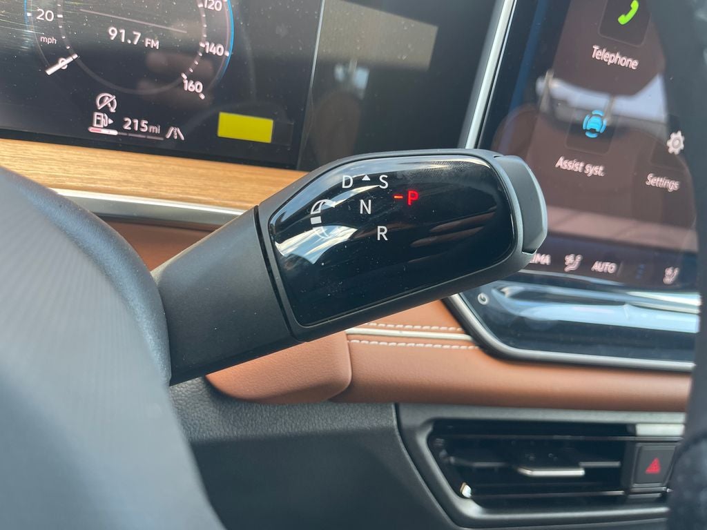 2026 Volkswagen Tiguan 2.0T SEL R-Line Turbo