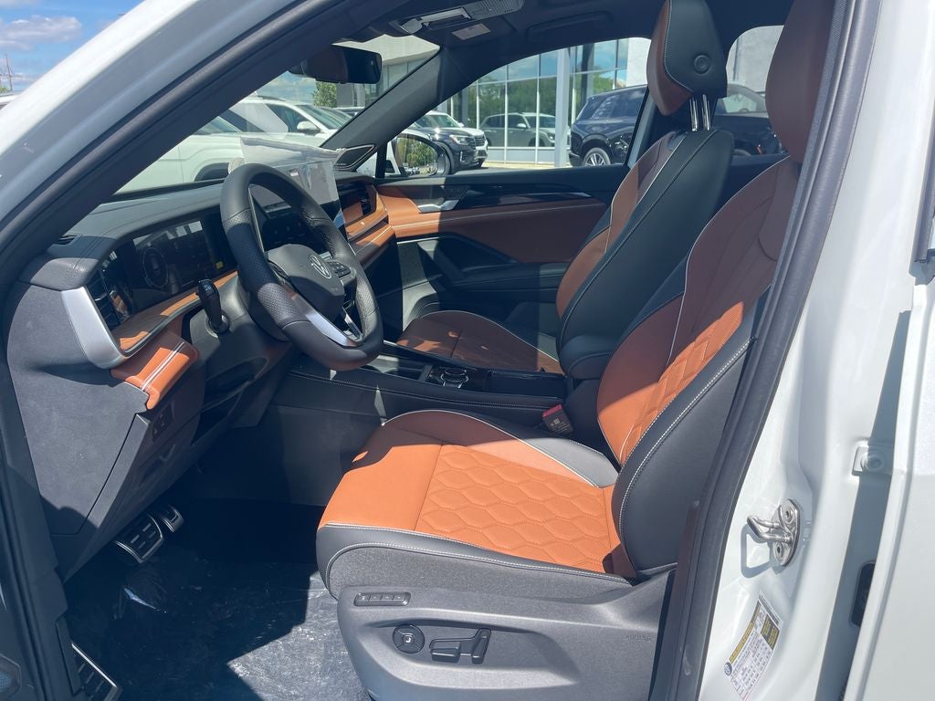 2026 Volkswagen Tiguan 2.0T SEL R-Line Turbo