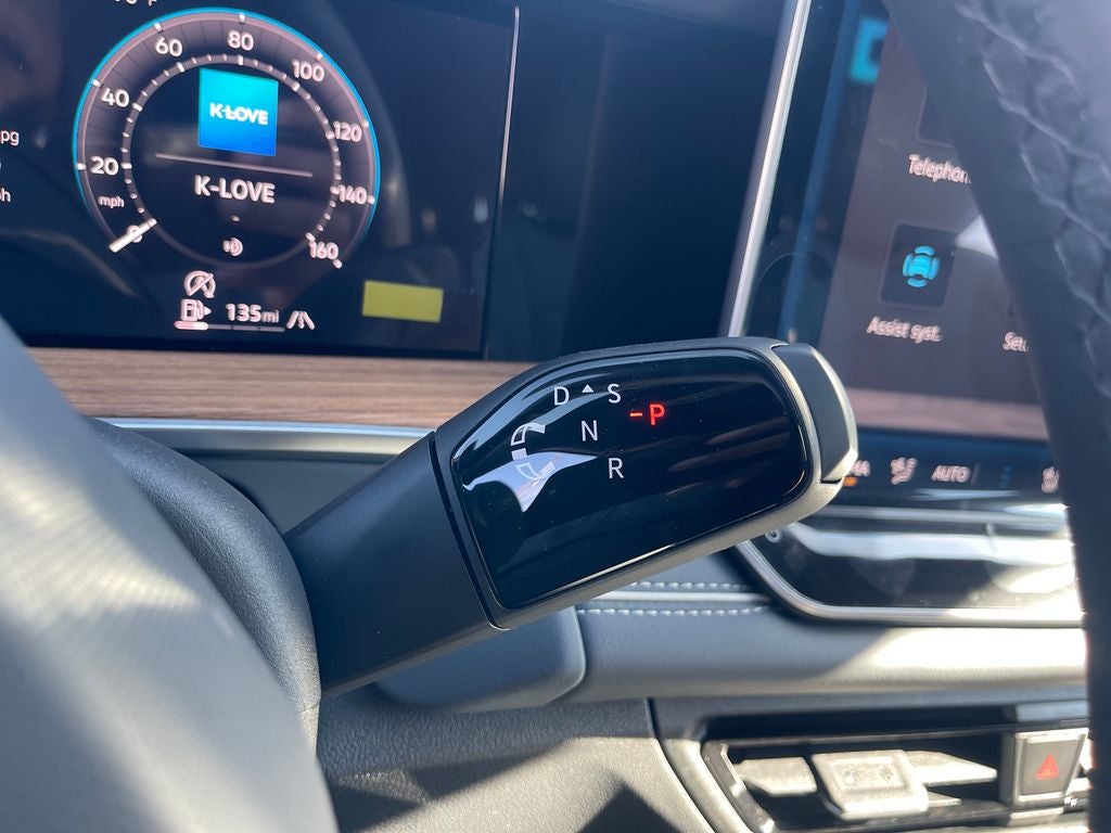 2026 Volkswagen Tiguan 2.0T SEL R-Line Turbo