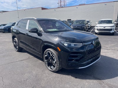 2026 Volkswagen Tiguan 2.0T SEL R-Line