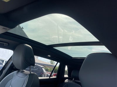 2026 Volkswagen Tiguan 2.0T SEL R-Line