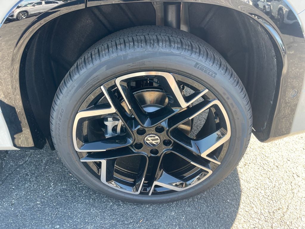 2026 Volkswagen Tiguan 2.0T SEL R-Line