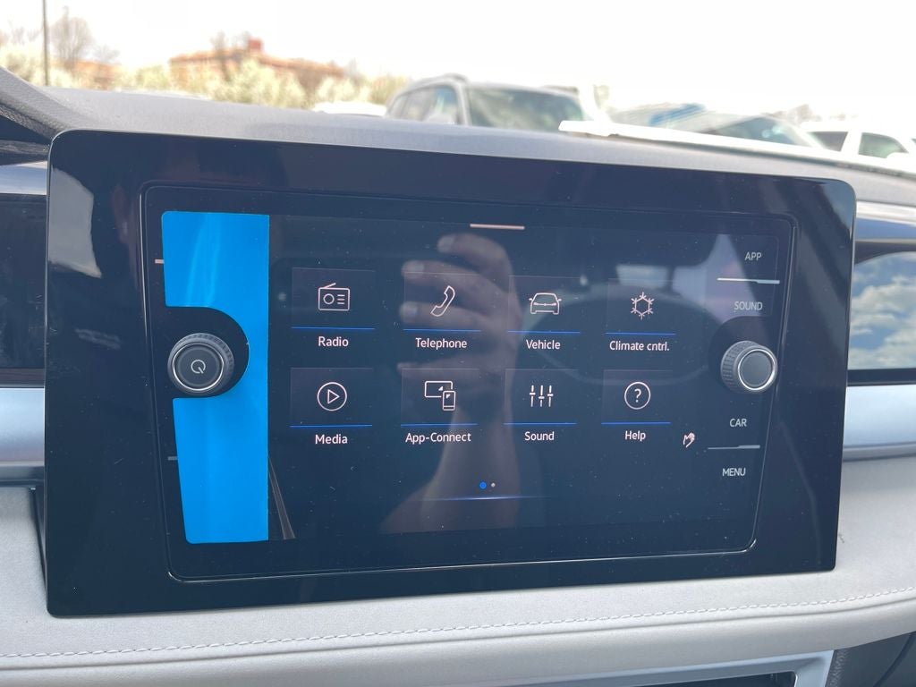 2026 Volkswagen Taos SE AWD