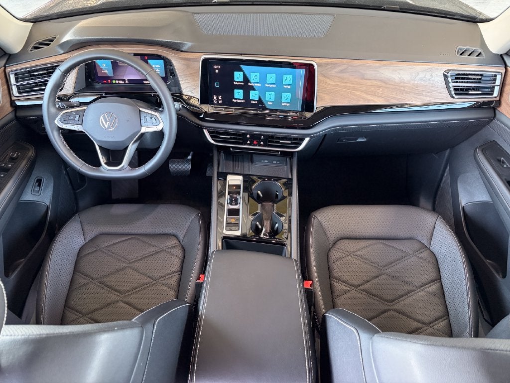 2026 Volkswagen Atlas SE w/Technology