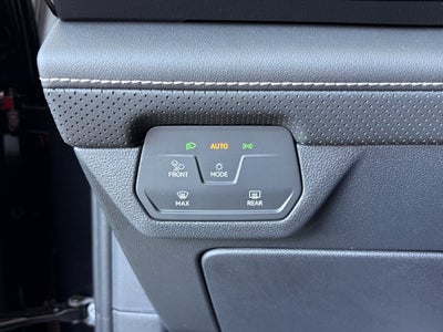 2026 Volkswagen Atlas SE w/Technology