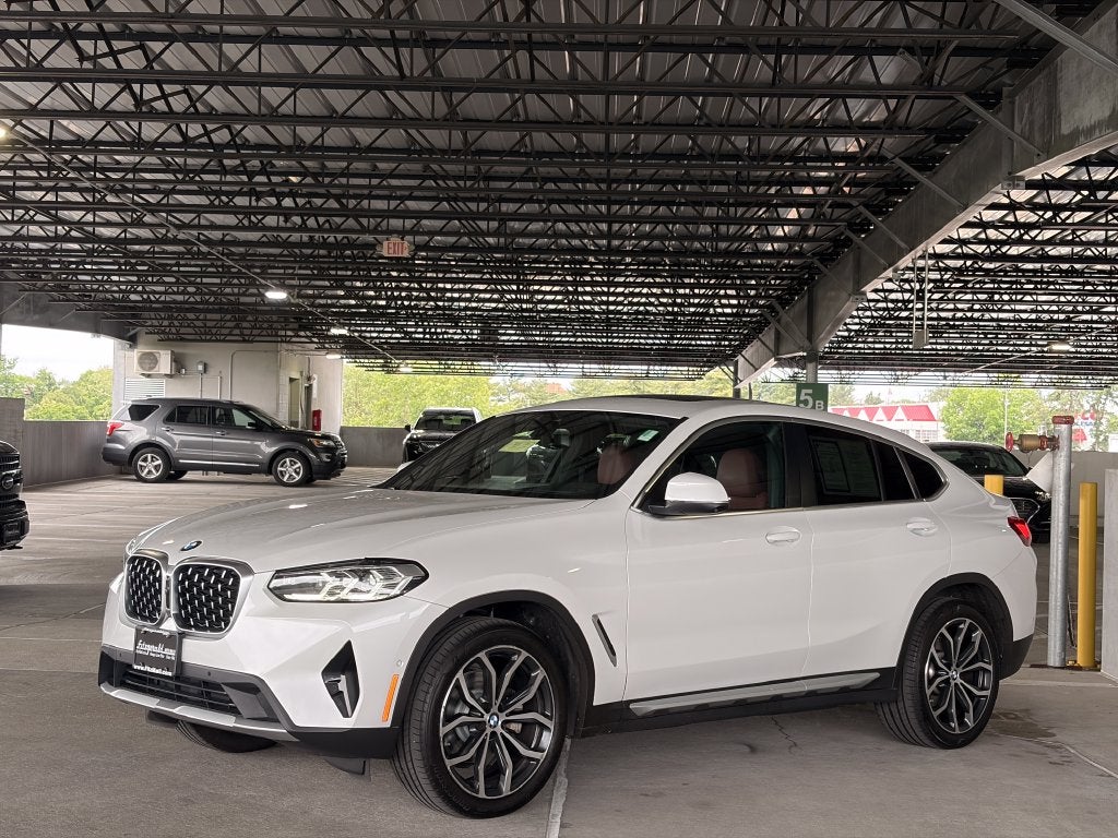 2023 BMW X4 xDrive30i