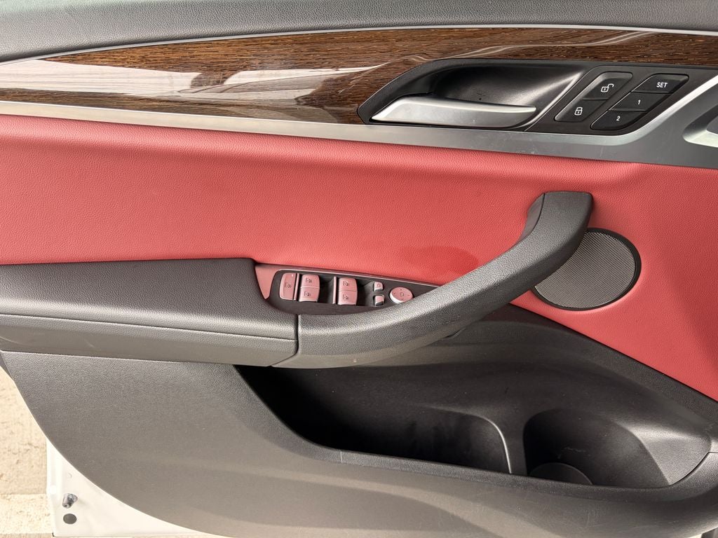 2023 BMW X4 xDrive30i