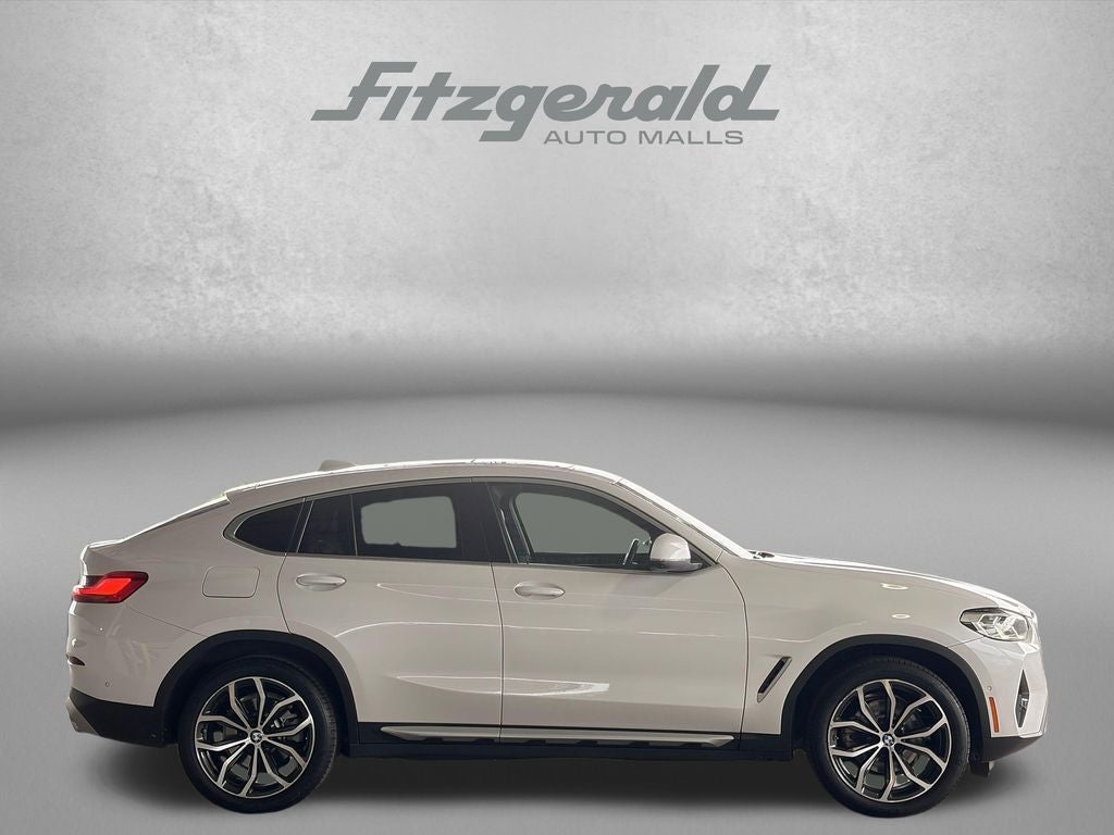 2023 BMW X4 xDrive30i