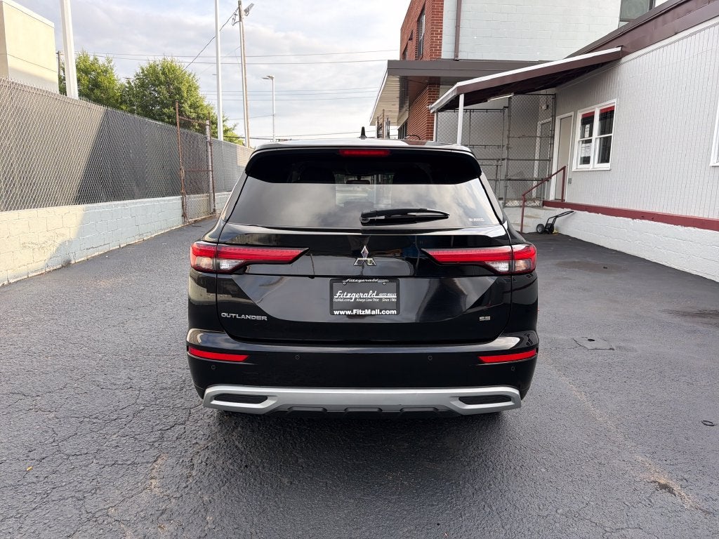 2024 Mitsubishi Outlander SE