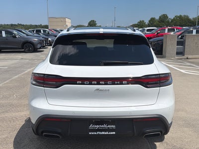 2025 Porsche Macan Base