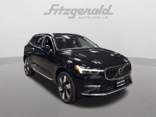 2023 Volvo XC60 Recharge Plug-In Hybrid T8 Plus Bright Theme