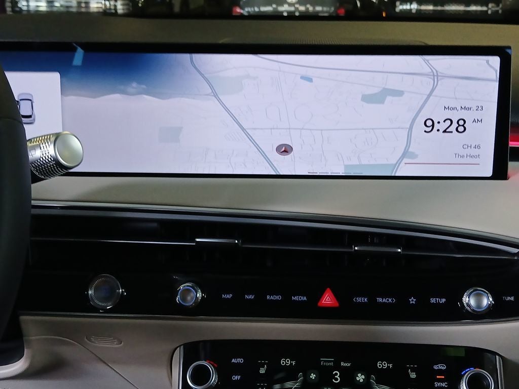 2026 Genesis GV70 2.5T Advanced