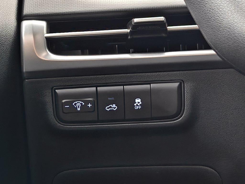 2027 Hyundai Santa Cruz SE AWD