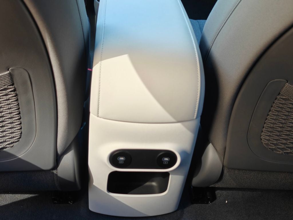 2026 Hyundai IONIQ 5 SE