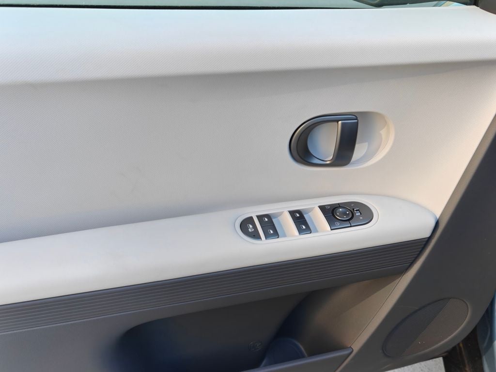 2026 Hyundai IONIQ 5 SE