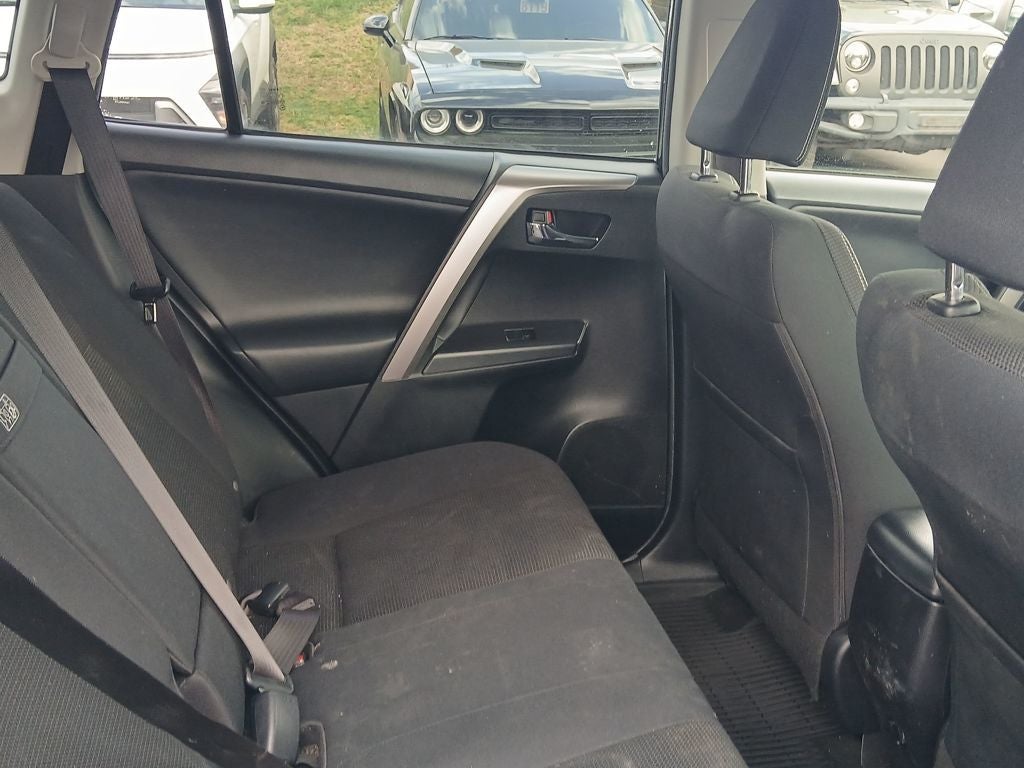 2016 Toyota RAV4 Hybrid XLE