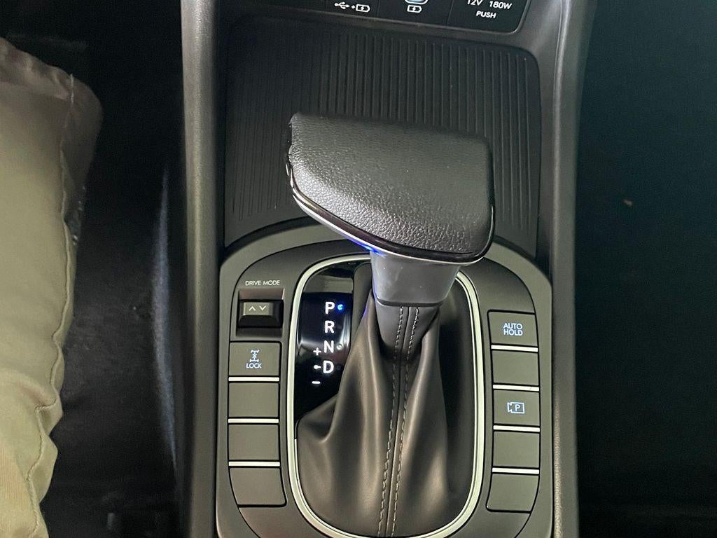 2026 Hyundai Kona SE AWD