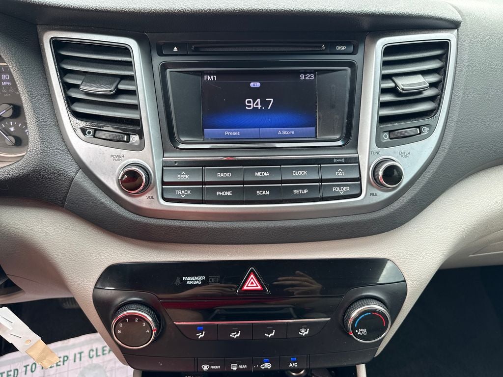2016 Hyundai Tucson SE