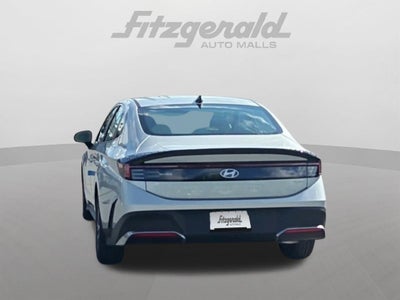 2027 Hyundai Sonata Hybrid Blue