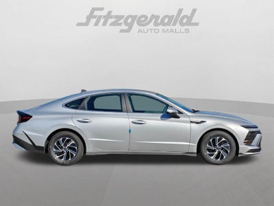2027 Hyundai Sonata Hybrid Blue