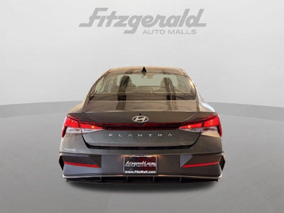 2026 Hyundai Elantra SE