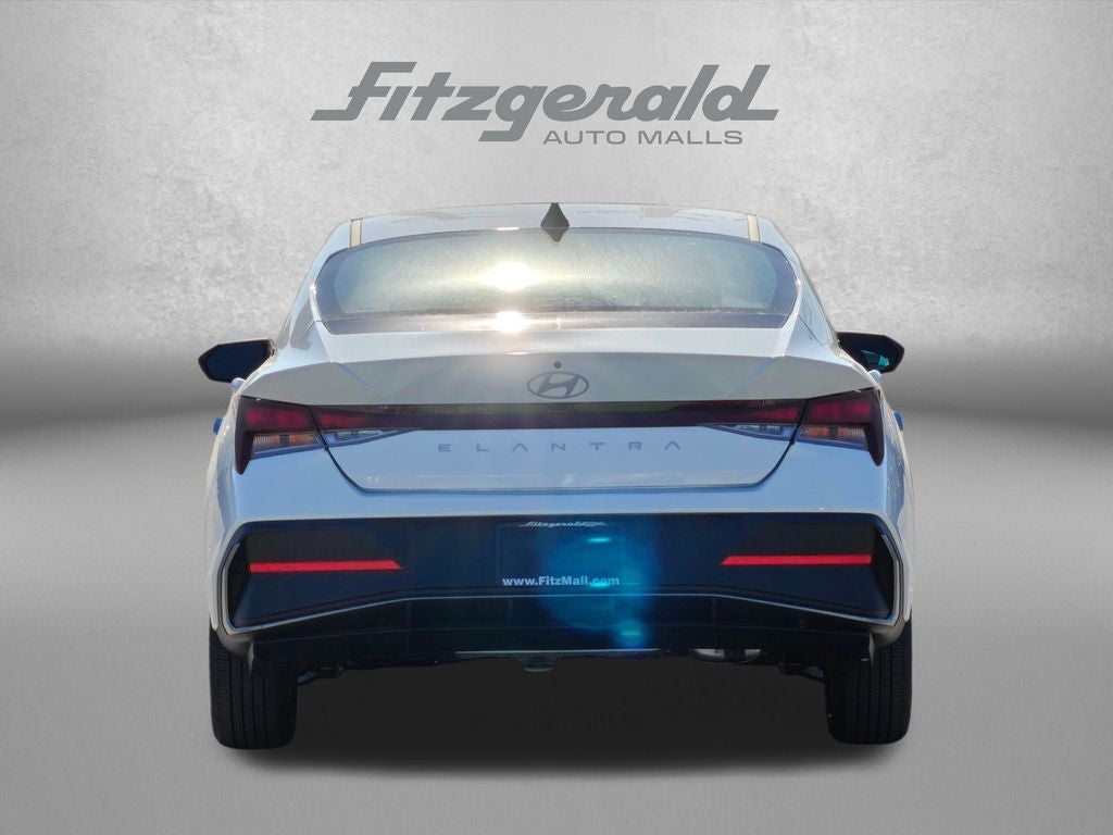 2026 Hyundai Elantra SE