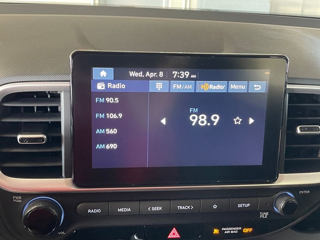 2026 Hyundai Venue SE