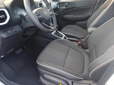 2026 Hyundai Venue SEL w/Two-Tone Roof