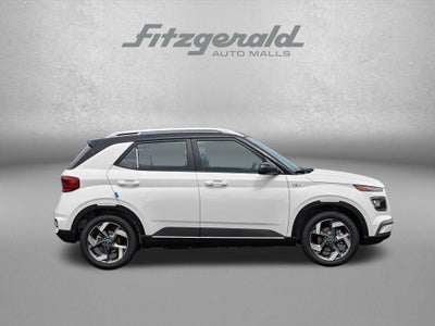 2026 Hyundai Venue SEL w/Two-Tone Roof