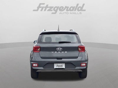 2026 Hyundai Venue SEL w/Two-Tone Roof
