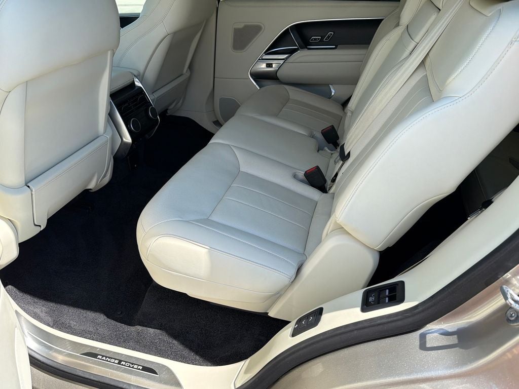 2024 Land Rover Range Rover SE LWB