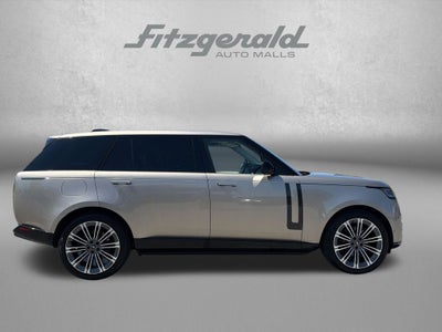 2024 Land Rover Range Rover SE LWB