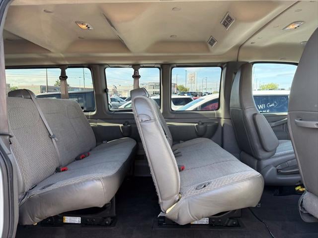 2025 Chevrolet Express LT Passenger