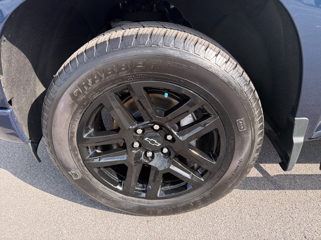 2023 Chevrolet Silverado Custom