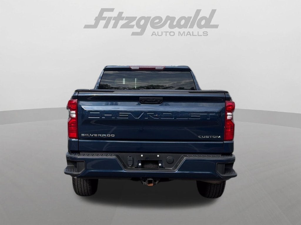 2023 Chevrolet Silverado Custom