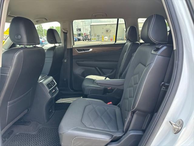 2024 Volkswagen Atlas 2.0T SE w/Technology