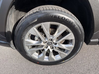 2022 Toyota RAV4 XLE Premium